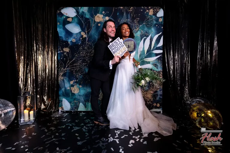 Wedding Bliss Captured: Flash Photo Booths Weaves Love Stories.